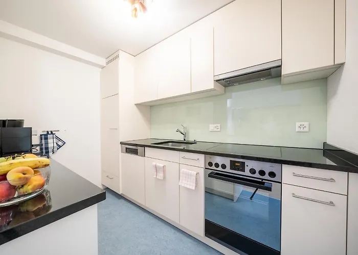 2403 Charmante Dachwohnung Mit Hohen Decken Und Suedbalkon Vulpera